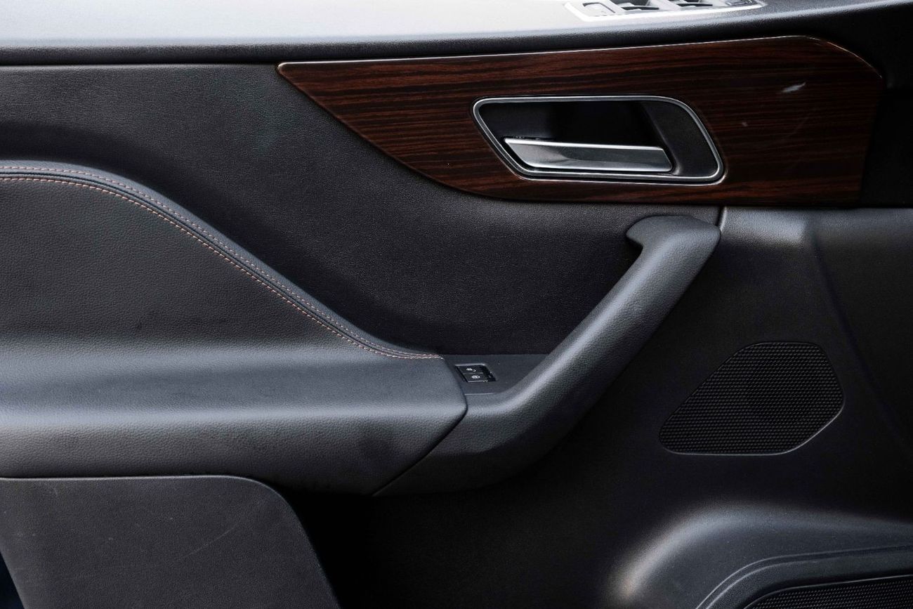 Jaguar F Pace Prestige | 2,056 P.M  | 0% Downpayment | Agency Service | Great Condition