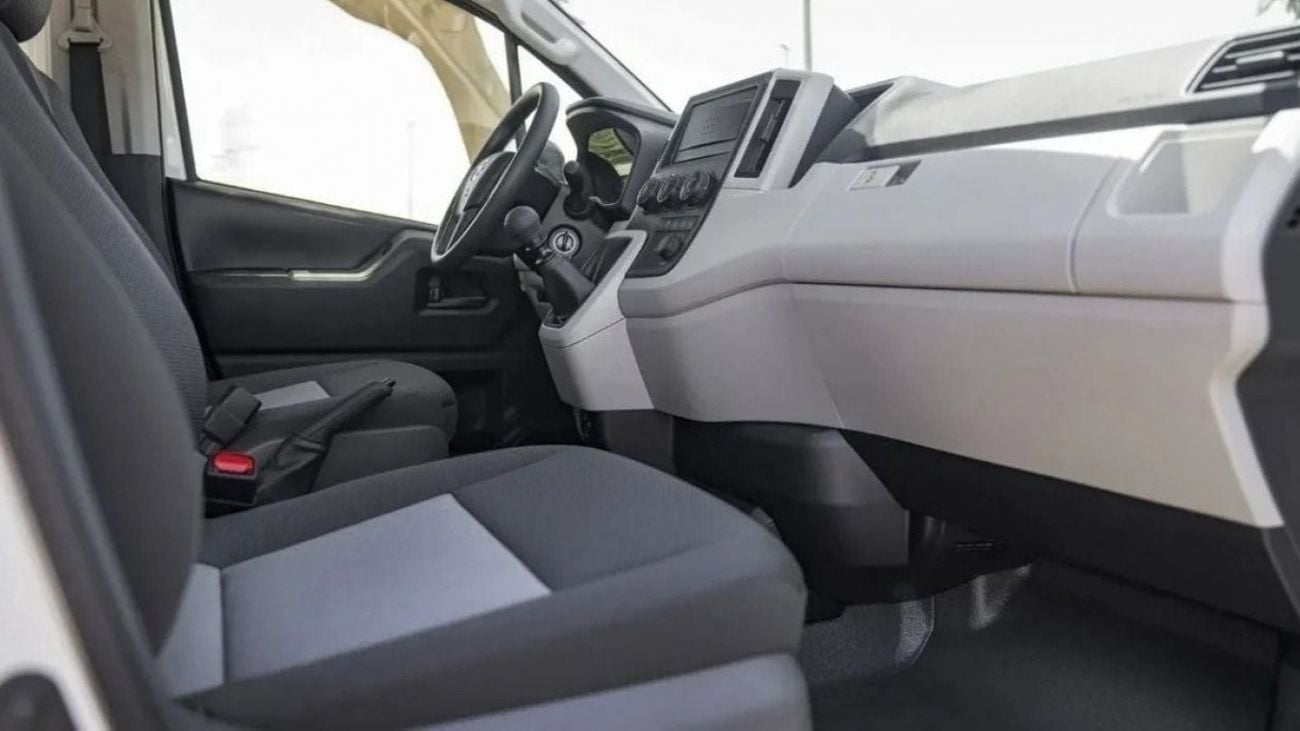 تويوتا هاياس HIACE 3.5L MT PETROL HIROOF