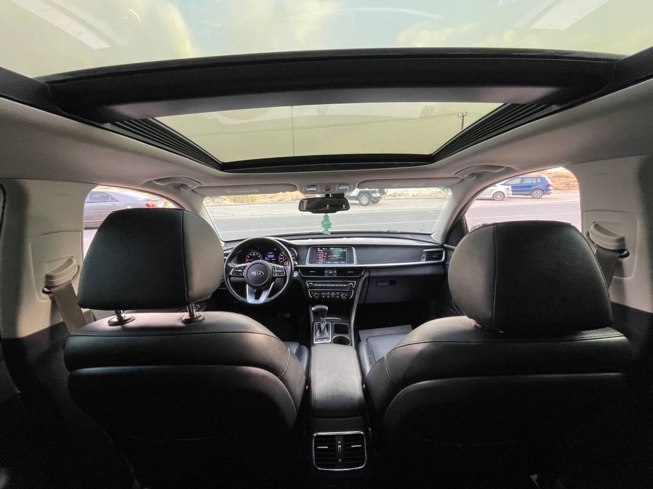 Kia Optima EX Deluxe 2.4L 2.4L V4 / PANORAMIC SUNROOF / LEATHER / RADAR / ROAD ASSIST / RIMS / IN PERFECT CONDI