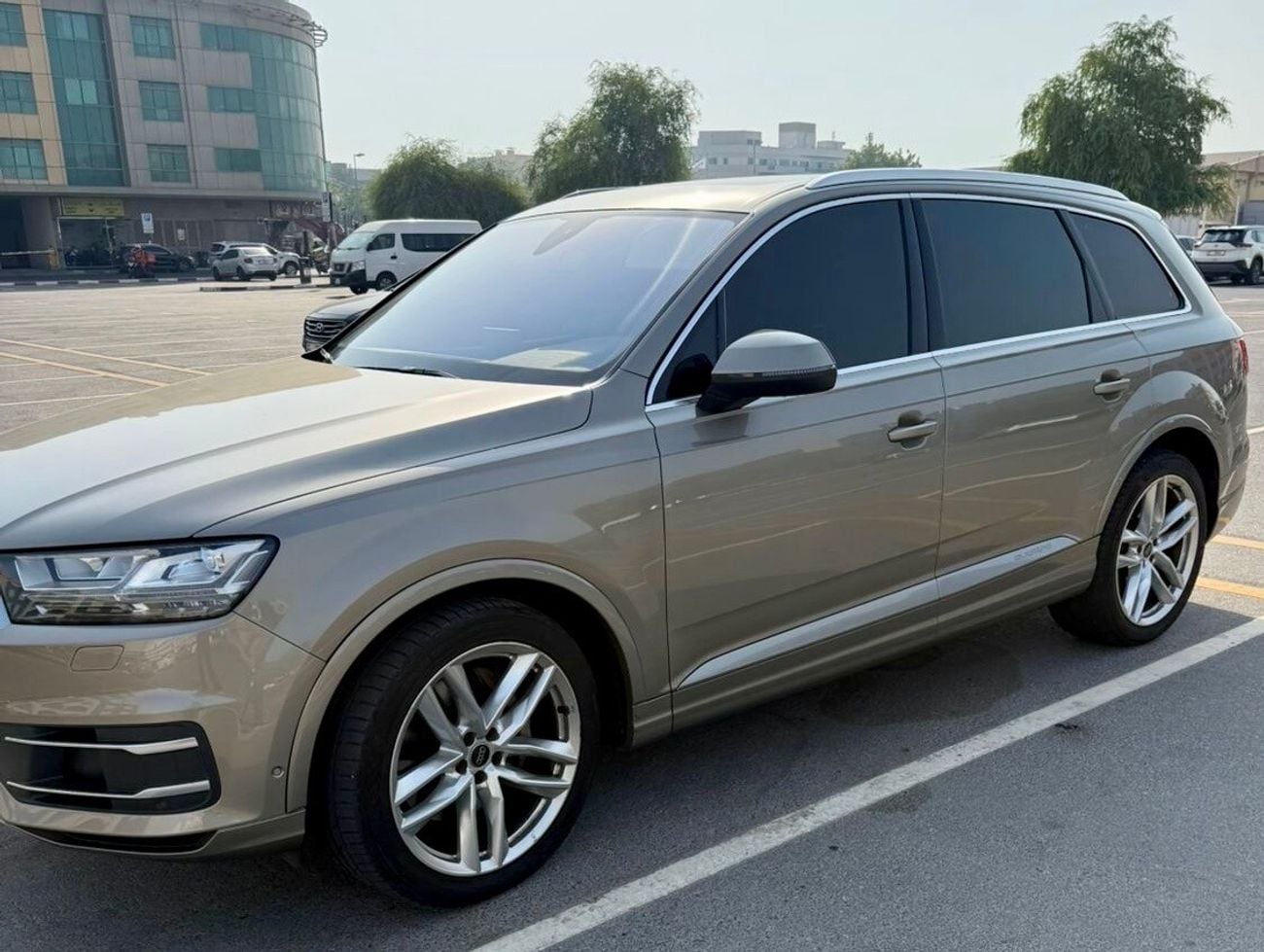 أودي Q7