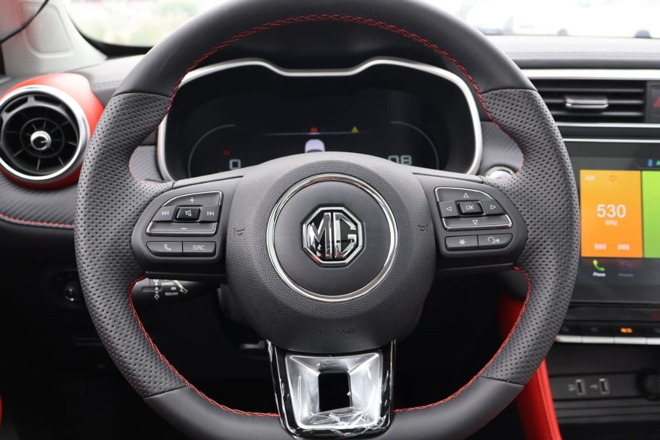 MG ZS 2025 MG ZS 1.5L AT Full option Luxury International Spec