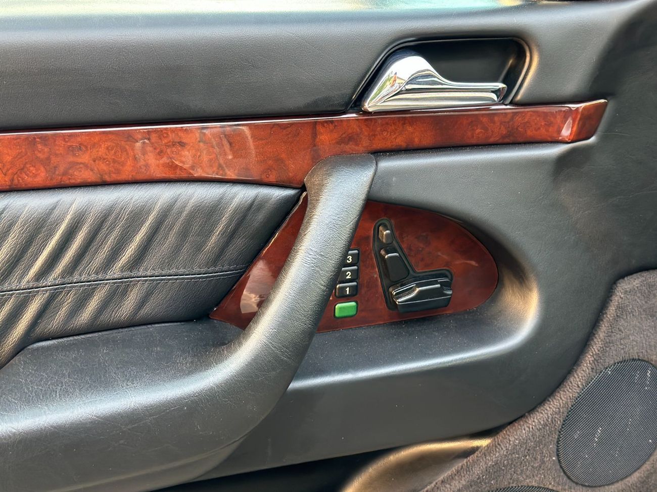 مرسيدس بنز S 500