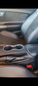 Ford Mustang GT Premium 5.0L V8