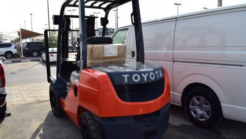 Toyota Fork lift Toyota Forklift 3.0 ton Diesel, model:2022. Brand New