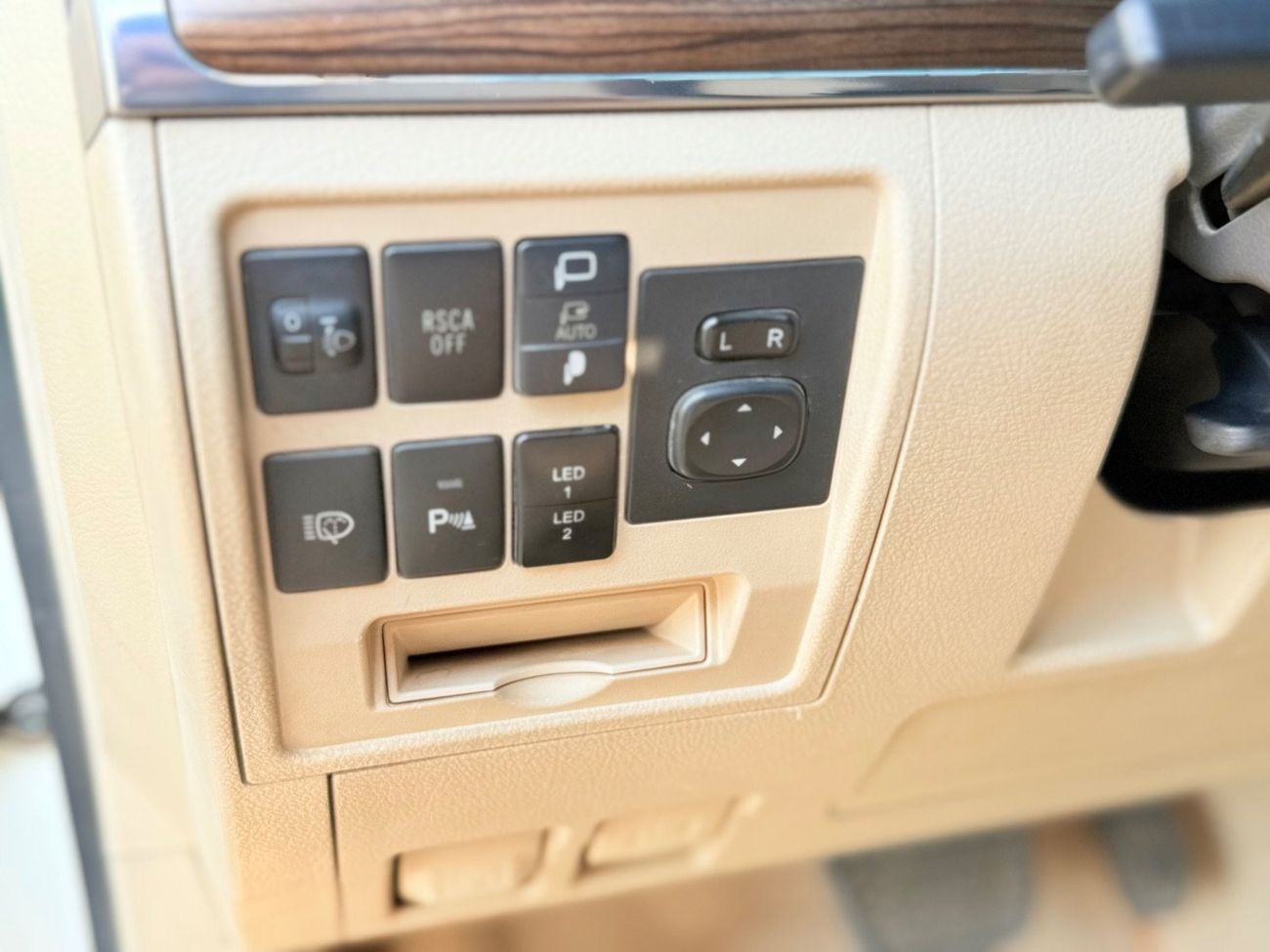 تويوتا لاند كروزر GXR1 4.5L