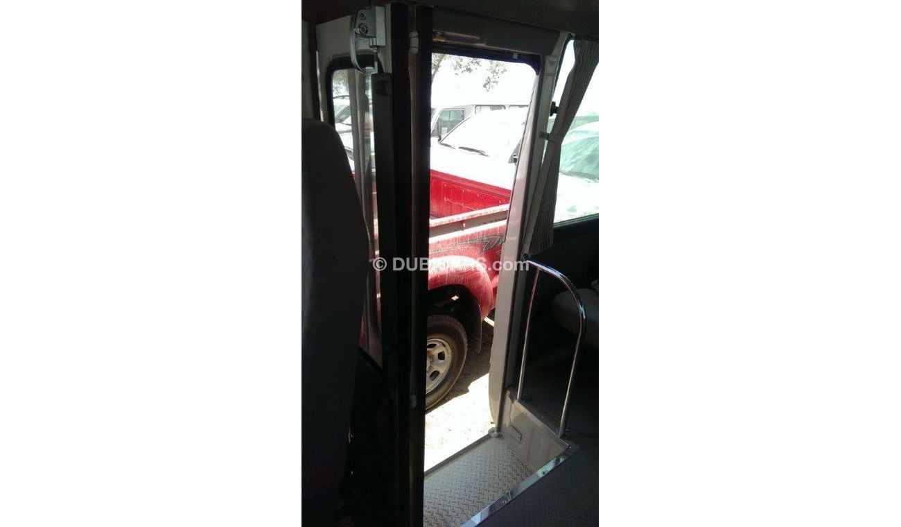 تويوتا كوستر Bus 30 seaters, Diesel, High Roof