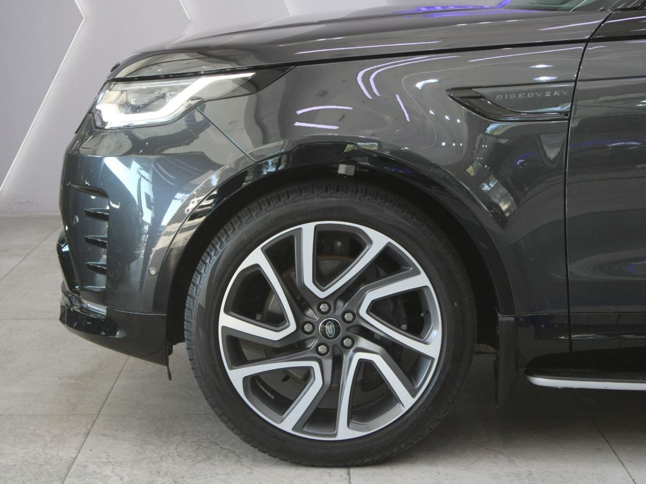 لاند روفر دسكفري P360 - DYNAMIC HSE | GCC Specs