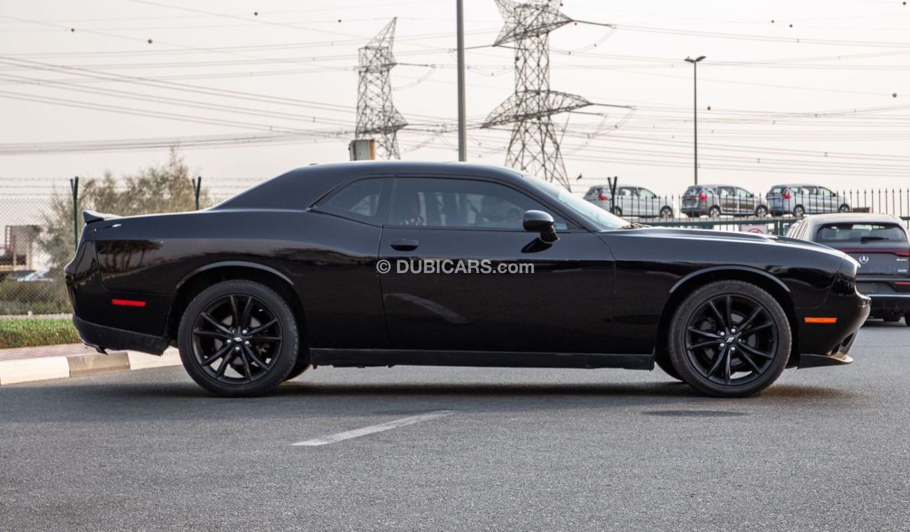 Dodge Challenger Dodge Challenger SXT V6 / 2018 / USA