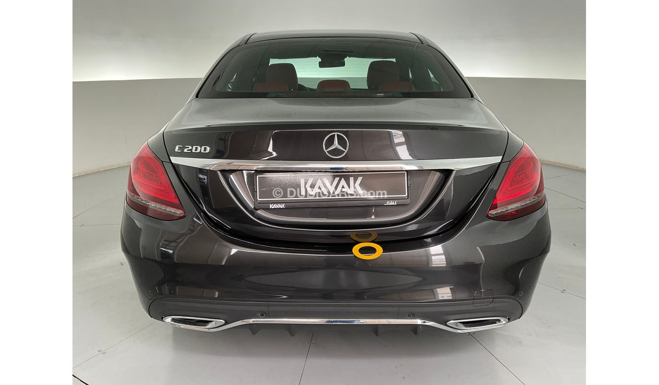 Mercedes-Benz C 200 Premium (AMG Line)