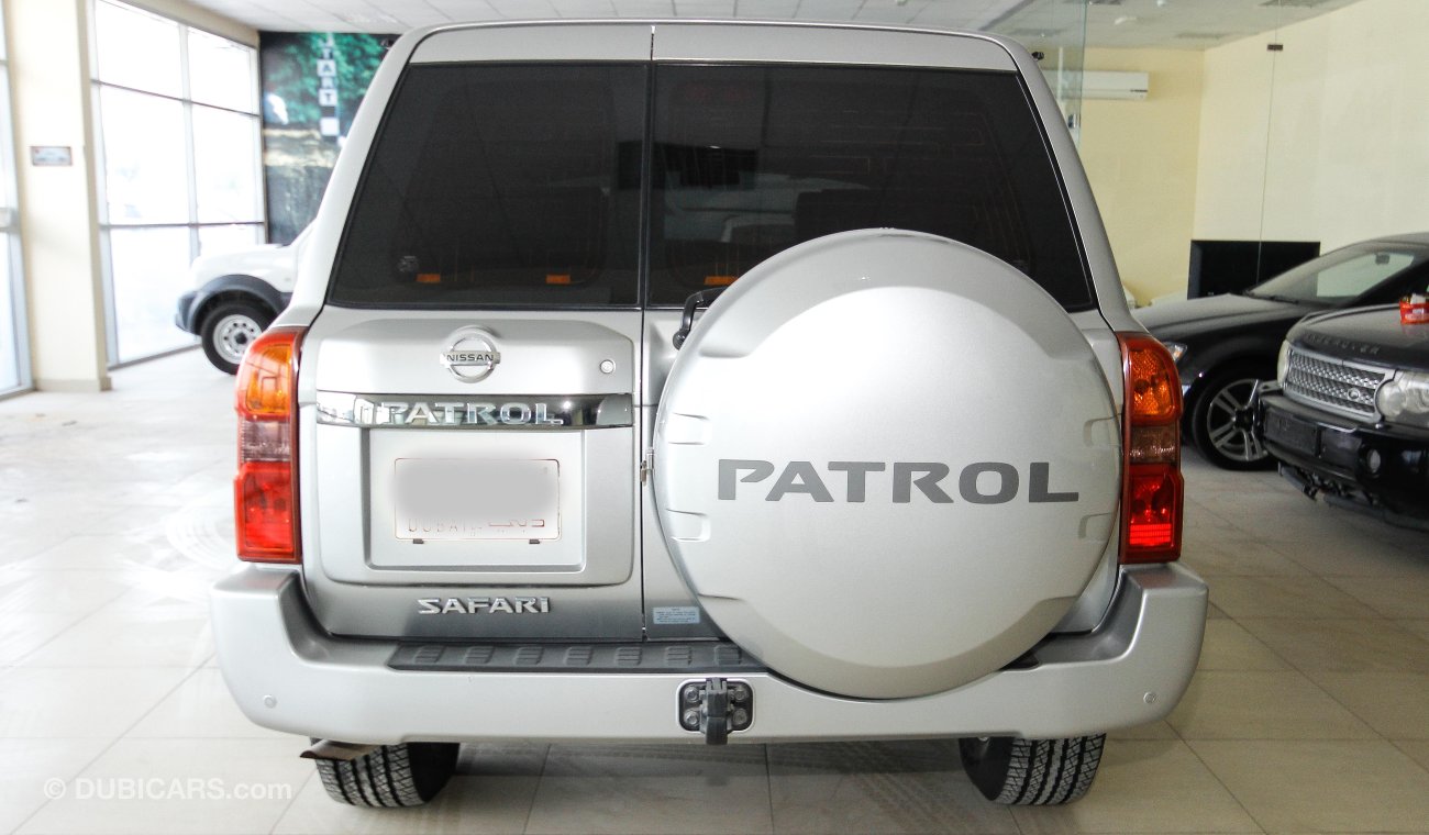 Nissan Patrol Safari