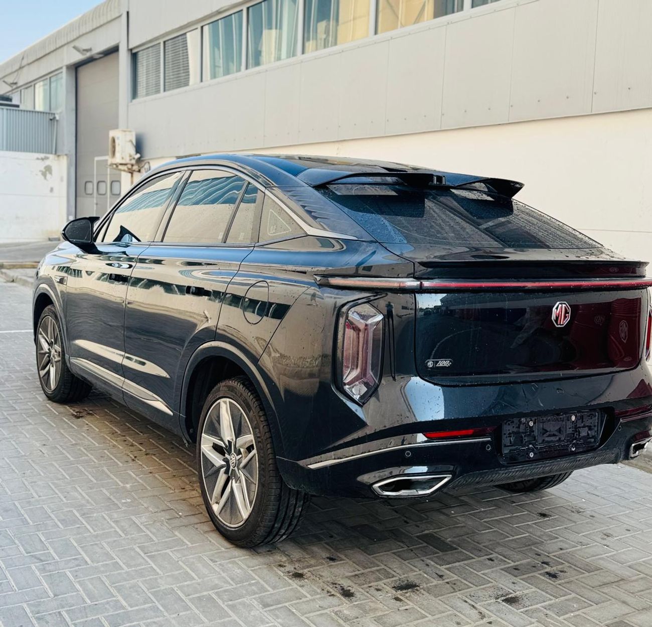 أم جي وھیل Luxury