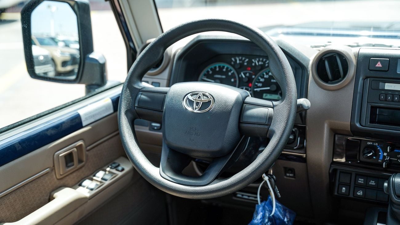 Toyota Land Cruiser Pick Up LC79 DC 4.0 PETROL AT  2025