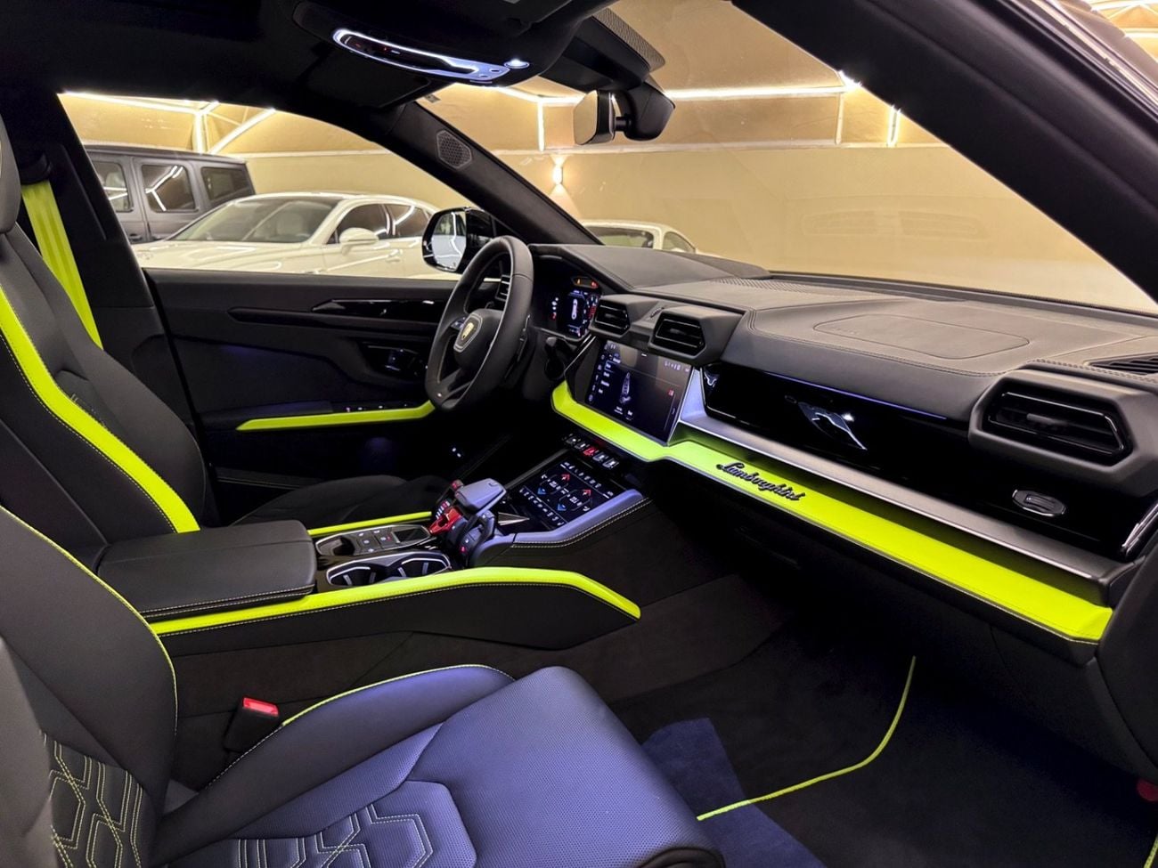 Lamborghini Urus LAMBORGHINI SE 2026 | 800 HP | HIGHWAY ASSITS | NIGHT VISION | HEAD UP | FULL OPTION