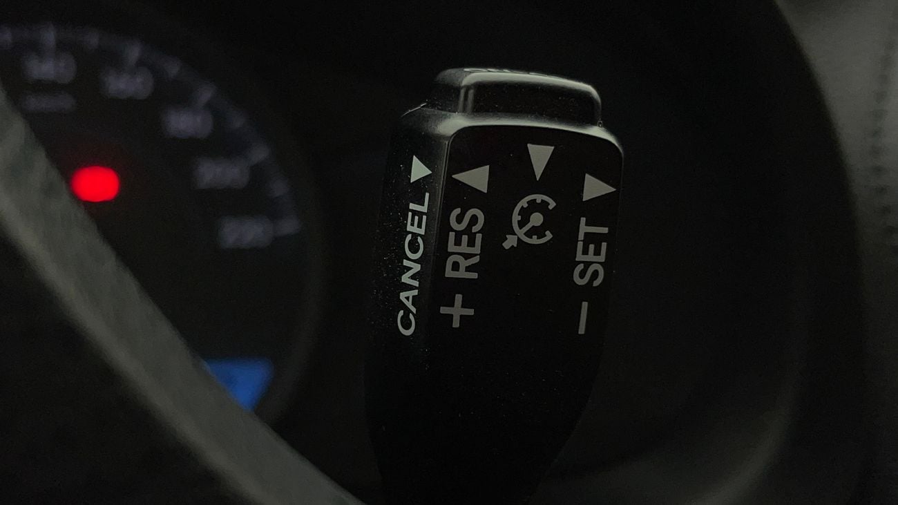 تويوتا يارس SE 1.5 | بدون دفعة مقدمة | اختبار القيادة في المنزل