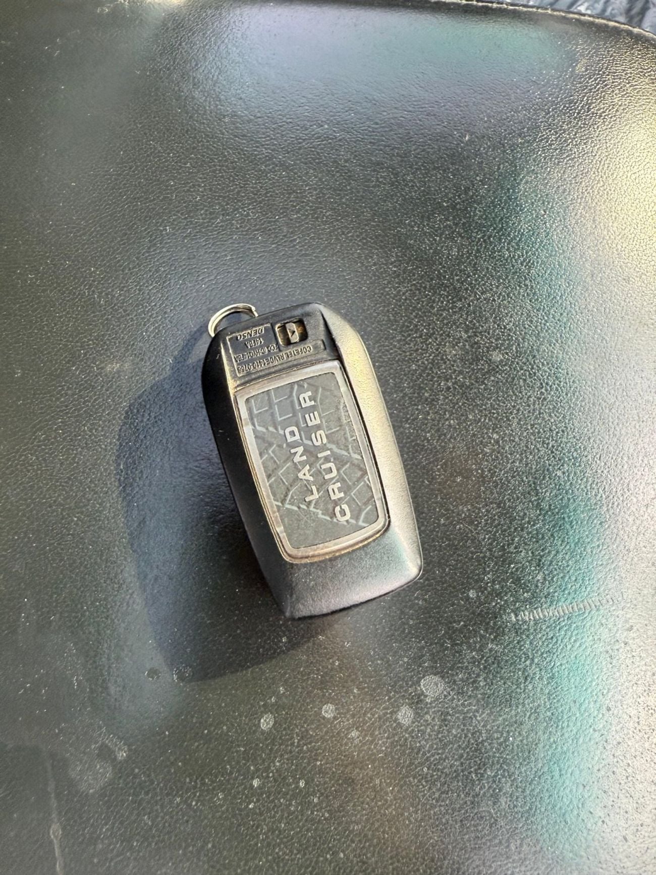 Toyota Land Cruiser 200 Series VX update to Sahara shape