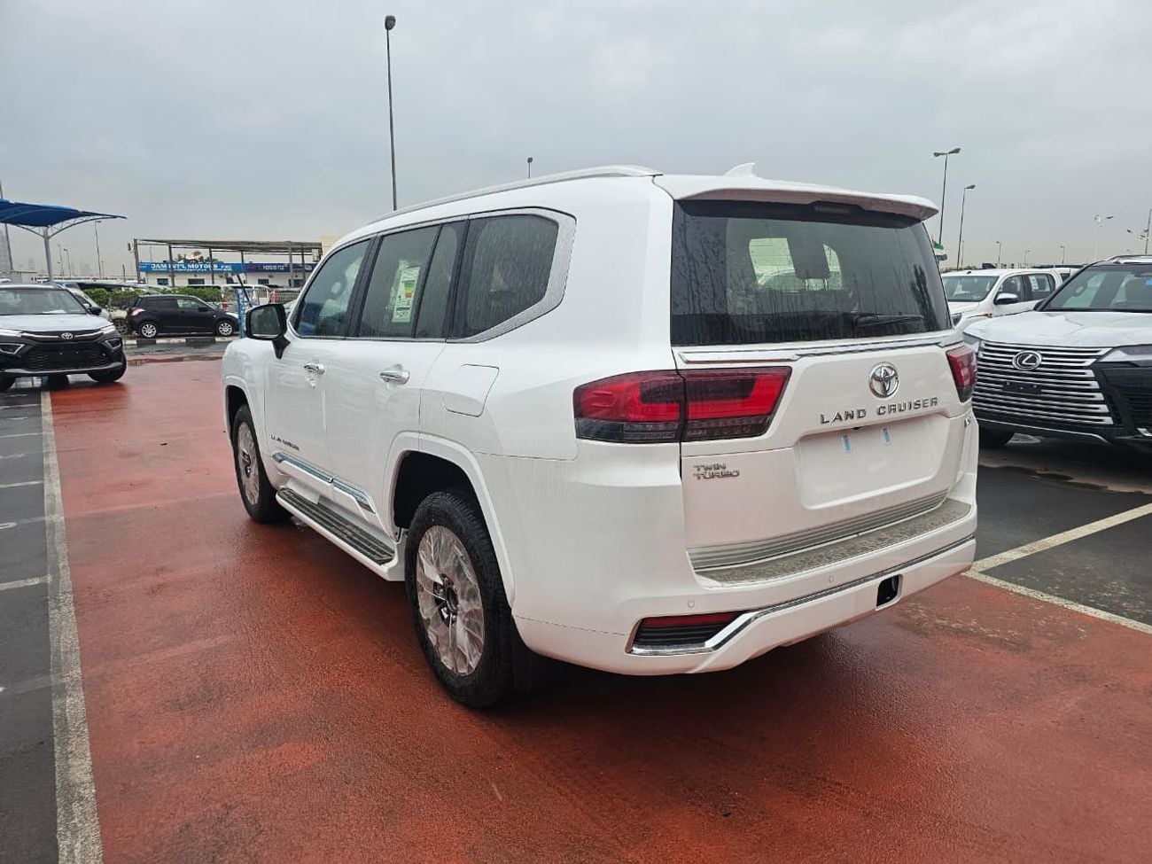 Toyota Land Cruiser VXR