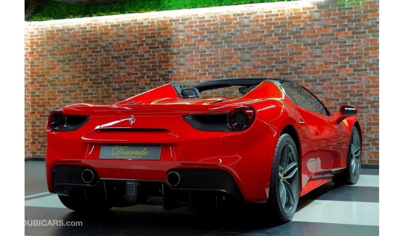 فيراري 488 Spider