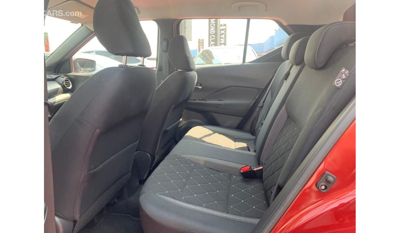 Nissan Kicks SV PLUS WITH NAV 2019 GCC IN MINT CONDITION