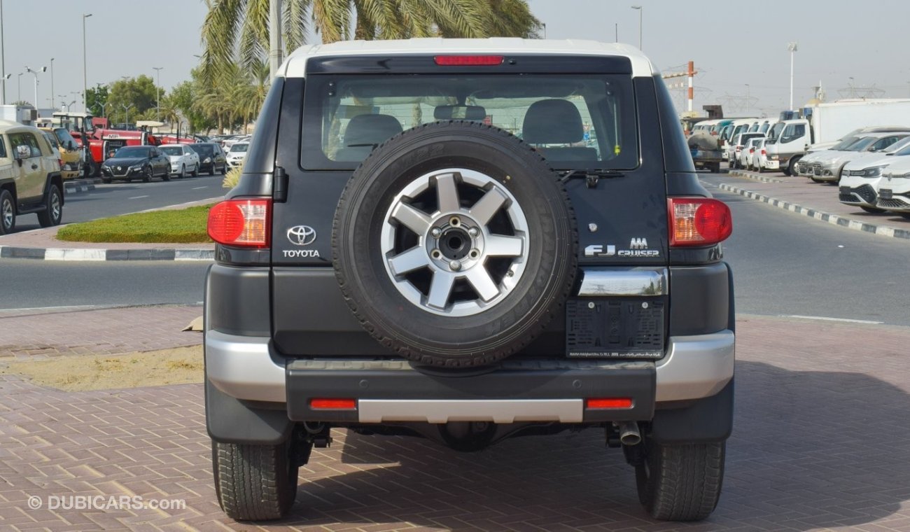 Toyota FJ Cruiser 4.0L V6 Petrol