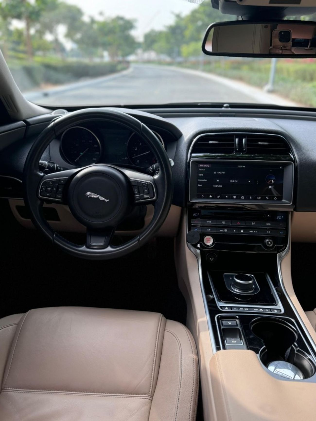 جاكوار XE HSE 2.0L (250 HP)