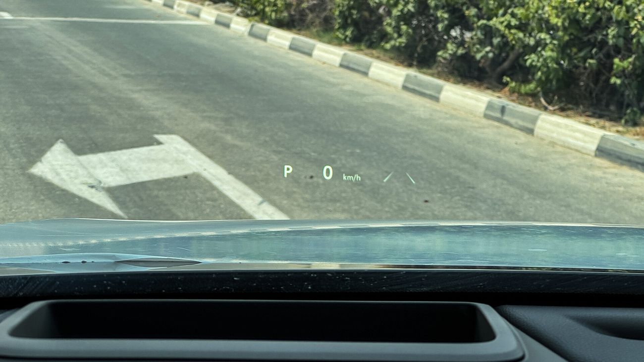 Toyota Crown Platinum 2.4l Turbo Hybrid AWD 2-Tone 2023 GCC 0Km