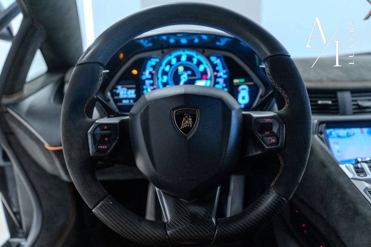 Lamborghini Aventador 6.5L V12 2015 Lamborghini Aventador SV Kit V12, Very Low Kms, Excellent Condition, GCC Spec