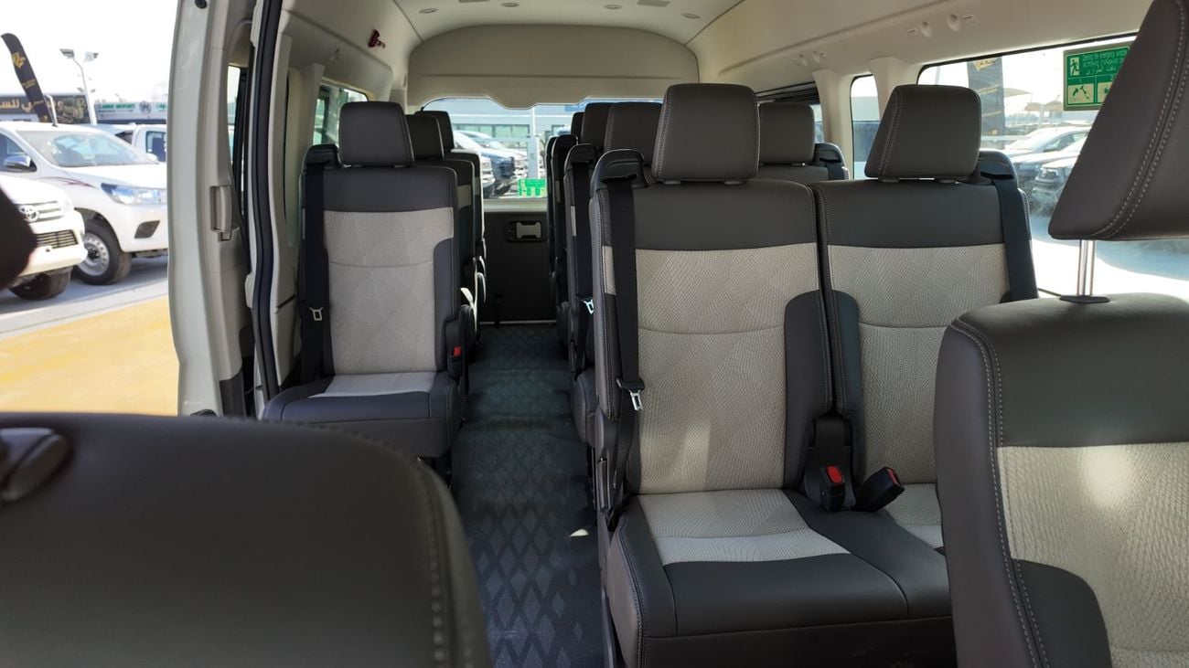 Toyota Hiace TOYOTA HIACE GL HIGH ROOF 2026