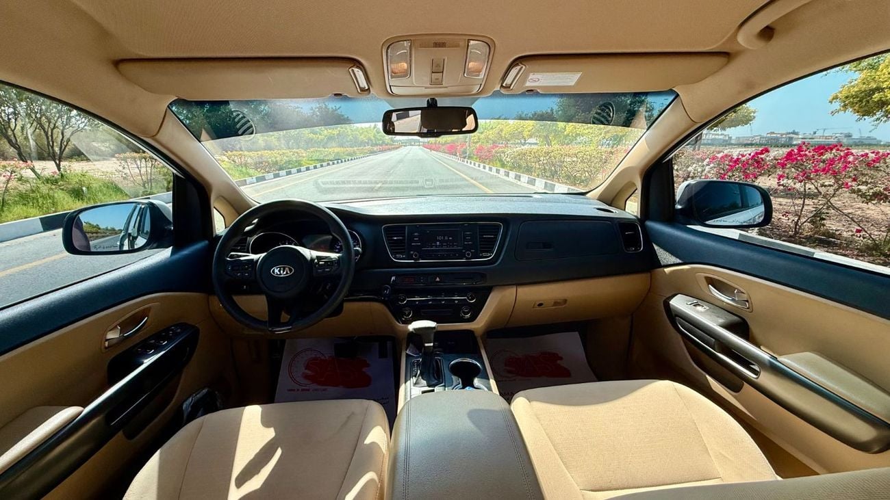 Kia Carnival EX 3.3L
