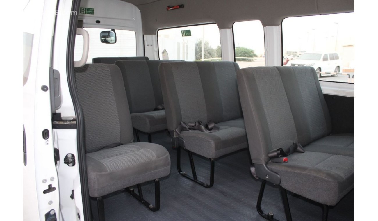 Nissan Urvan Nissan Urvan Hi-Roof 2019 GCC, in excellent condition, without accidents, very clean from inside and