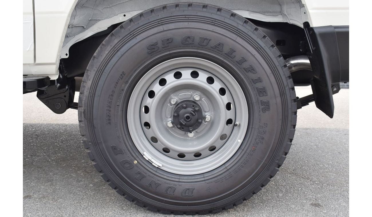 Toyota Land Cruiser 70