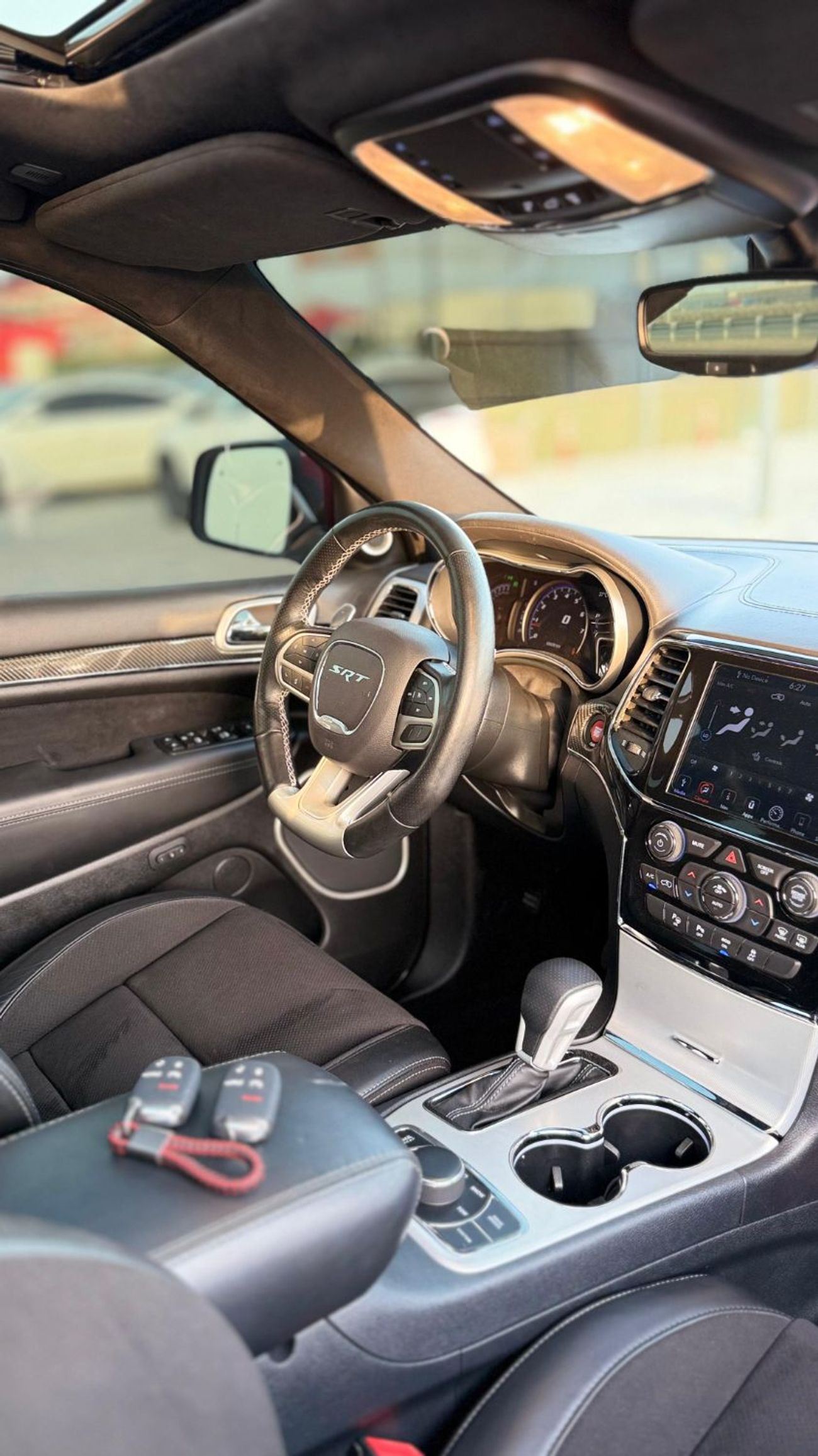 جيب جراند شيروكي SRT8 6.4L