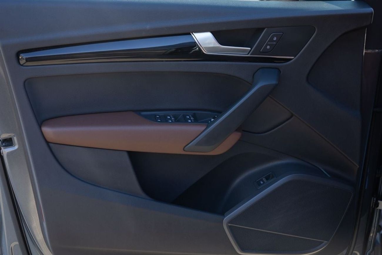 أودي Q5 45 TFSI Quattro S Line 2.0L (252 HP)