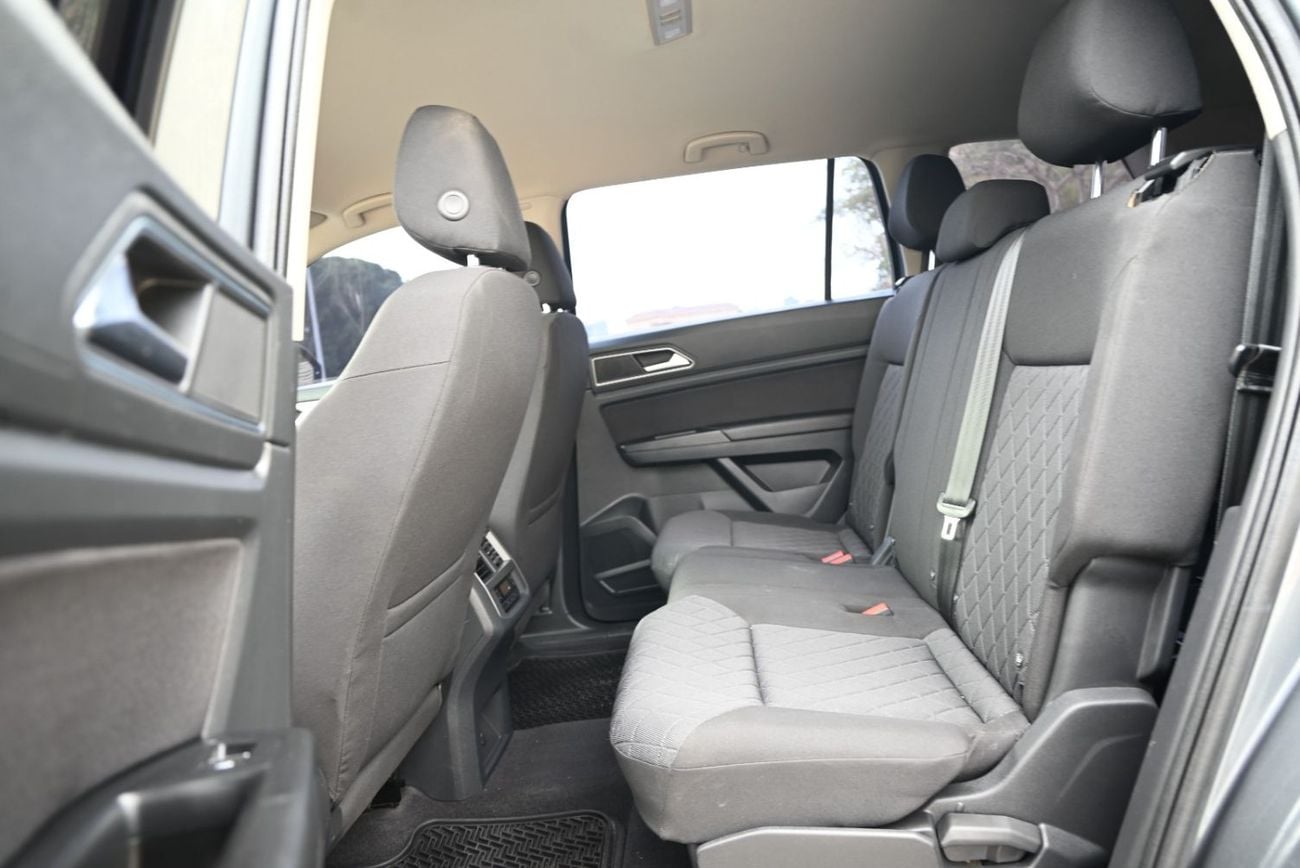 Volkswagen Teramont S Trendline 3.6L - 0% DP - GCC SPECS - VOLKSWAGEN TERAMONT 4WD - FIRST OWNER
