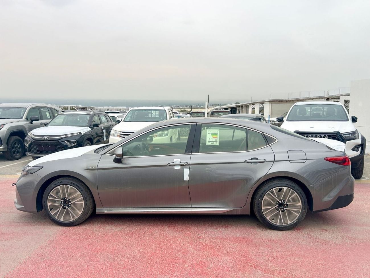 تويوتا كامري 2025 CAMRY GLE 2.5L HYBRID HIGH GCC BRAND NEW 0KM