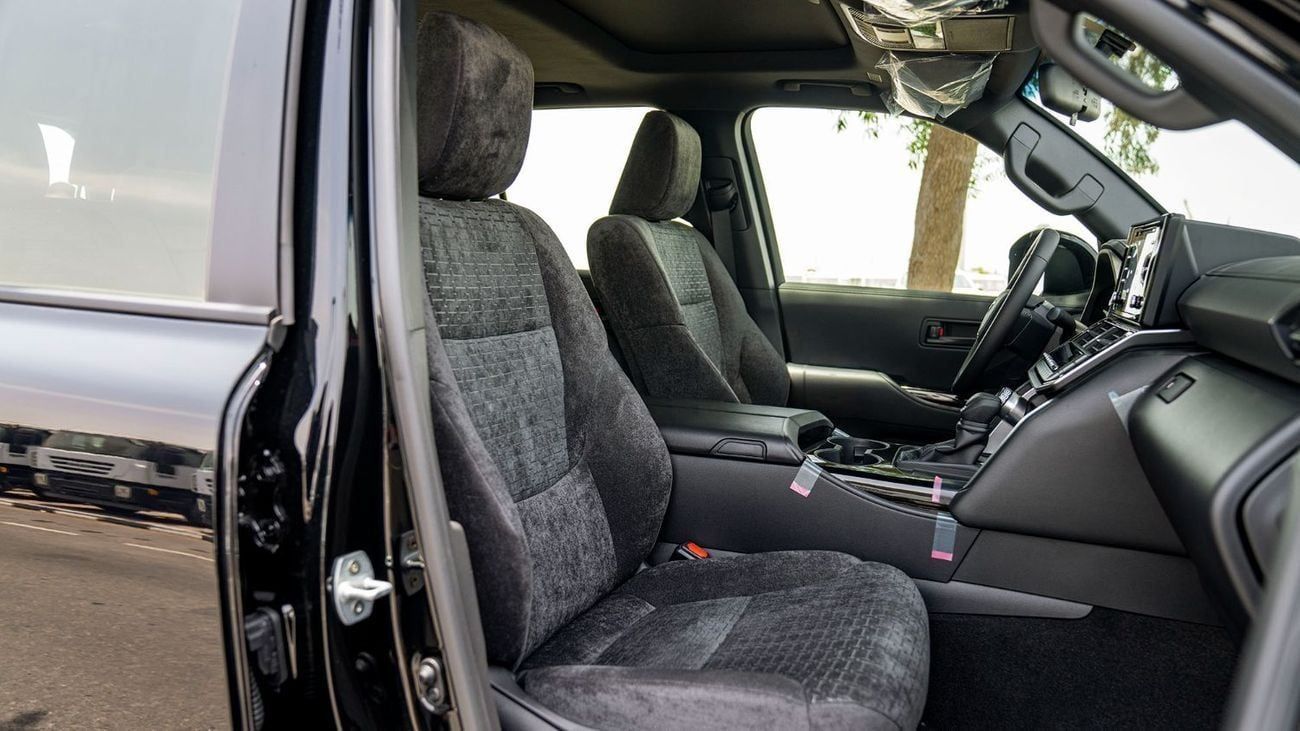 تويوتا لاند كروزر GXR LC GXR 3.3D\(LHD) TOYOTA LAND CRUISER LC300 GXR 3.3D AT MY2025 – BLACK