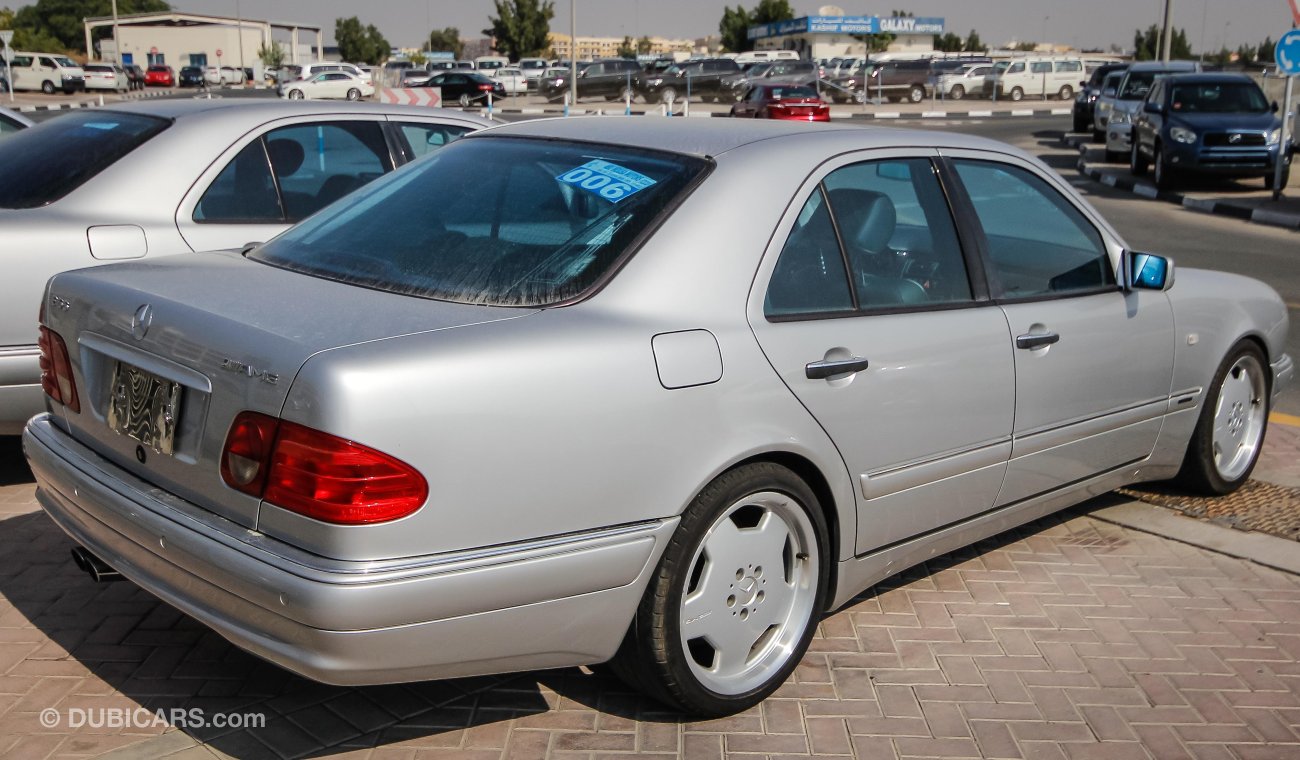 Mercedes-Benz E 55 AMG