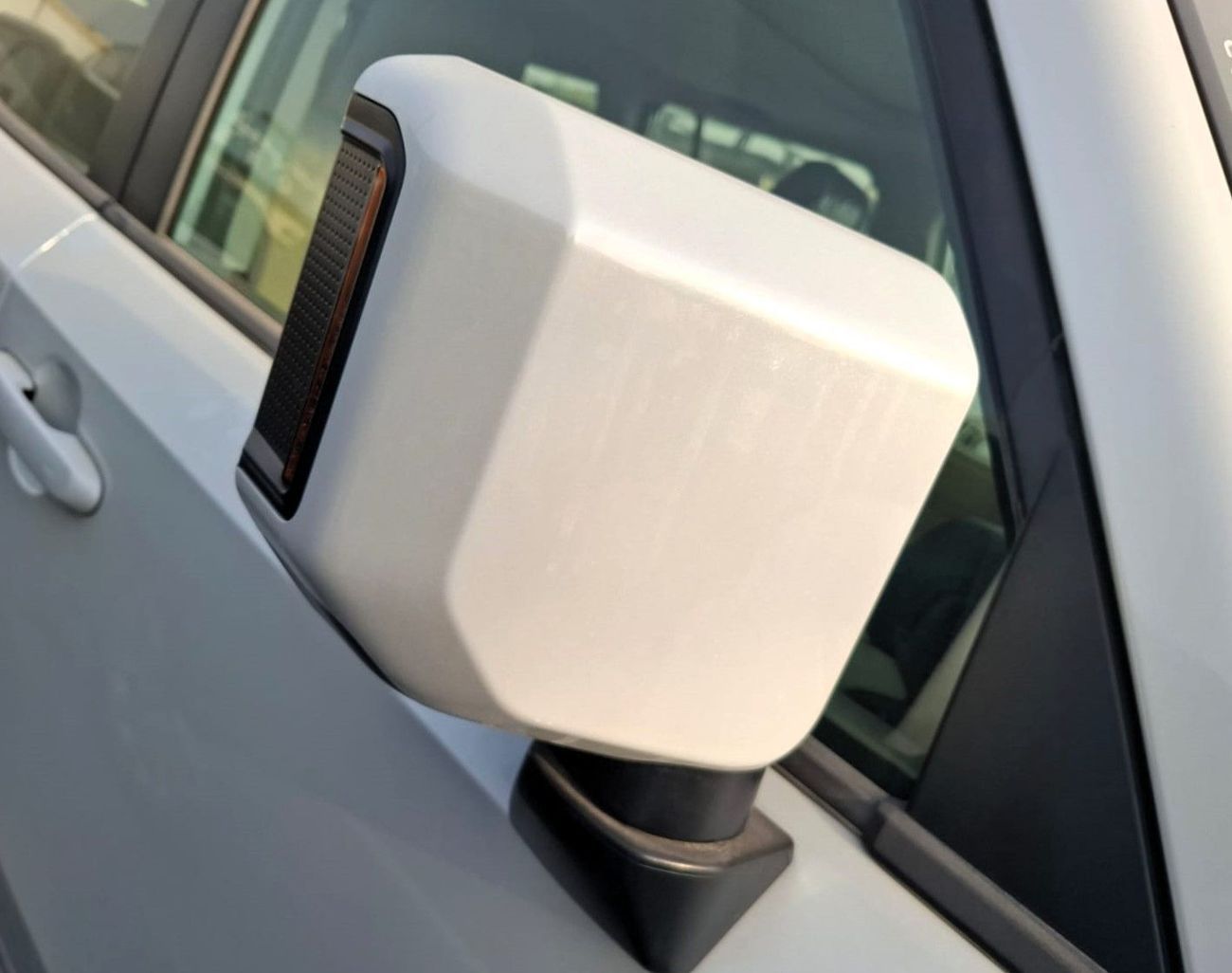 Toyota Prado Toyota Prado 2.4L 2024 GCC White Petrol All Rounder