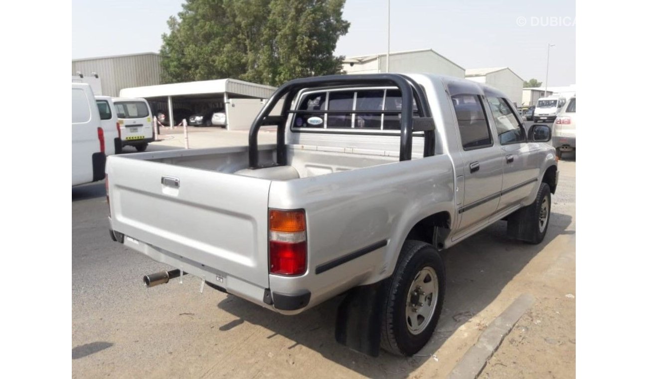 تويوتا هيلوكس Hilux RIGHT HAND DRIVE (Stock no PM 694 )