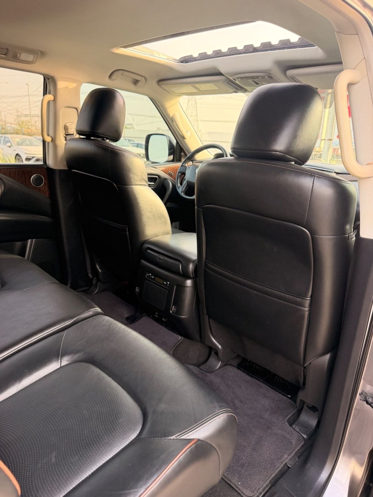 Nissan Armada SL Full option sunroof 360 cameras 2020 original paint