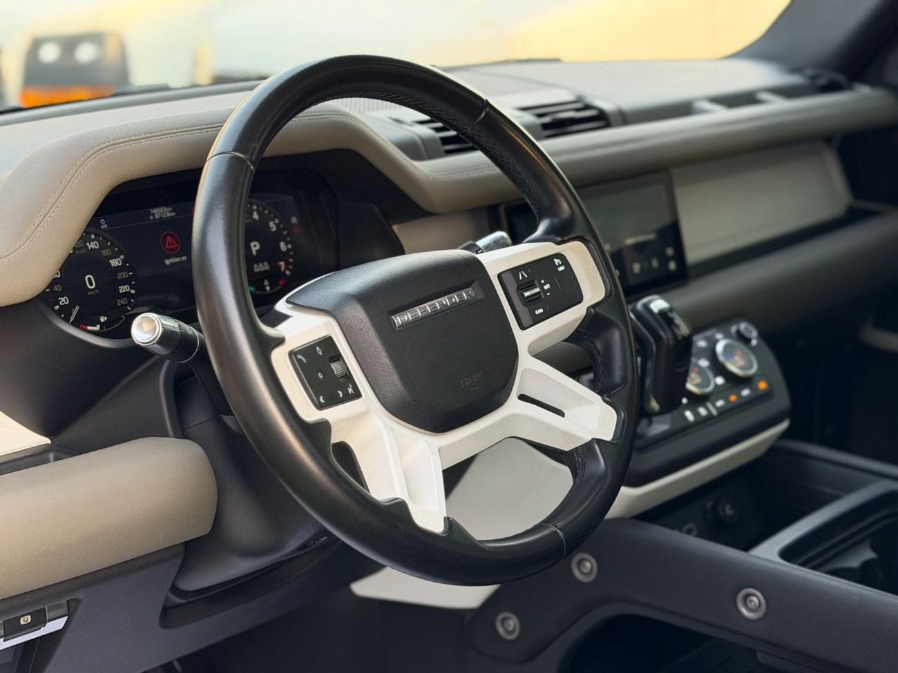 لاند روفر ديفندر P400