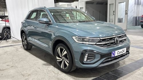 فولكس واجن T ROC R-LINE 2023 R LINE | AED 1171/Month | 0 DP | 30 Day Return | Warranty | Service History