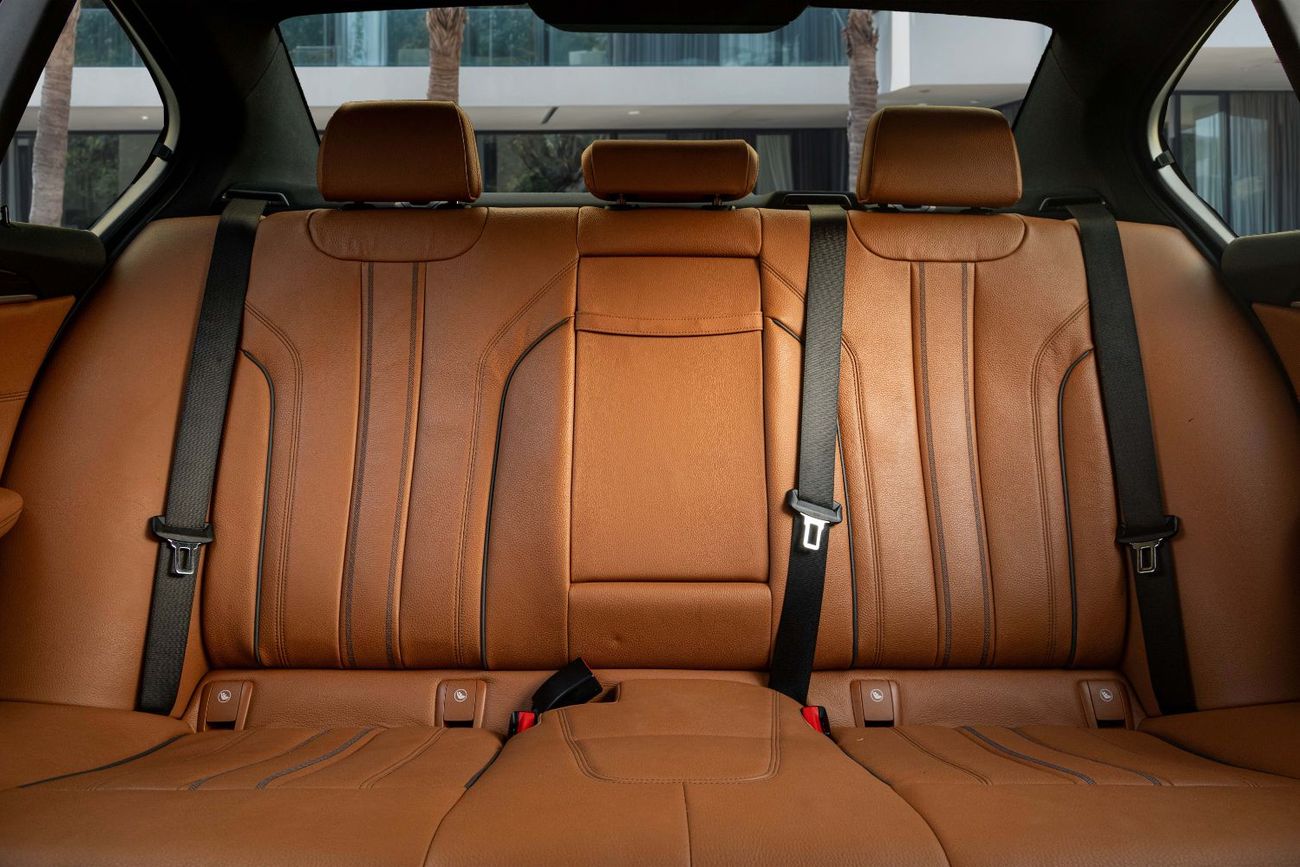 BMW 520i 2,742 P.M | 520i M Sport | 0% Downpayment | Agency Warranty!