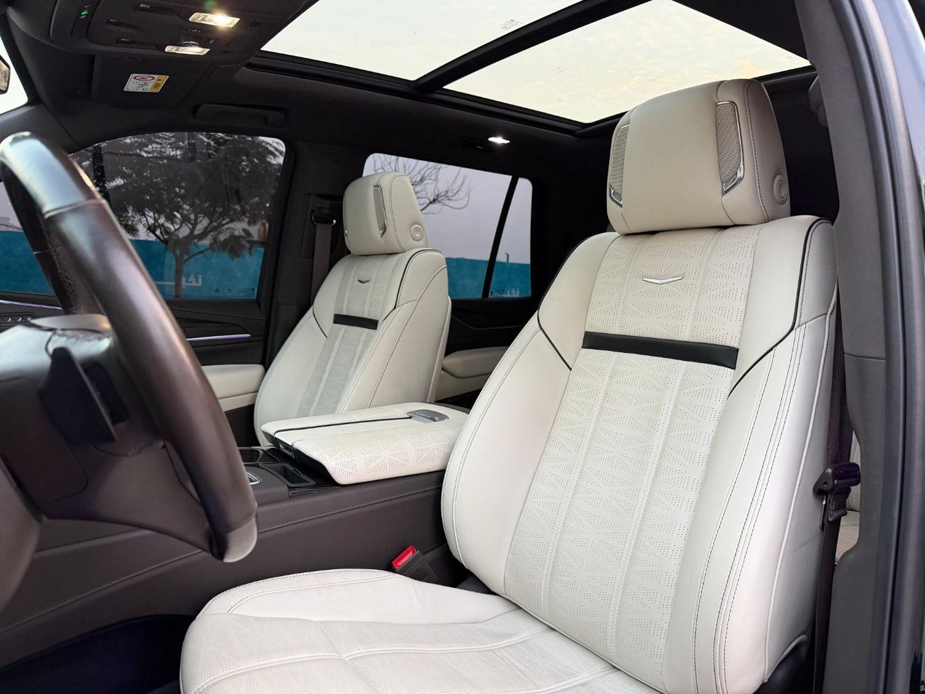 كاديلاك إسكالاد Premium Luxury 6.2L 4WD