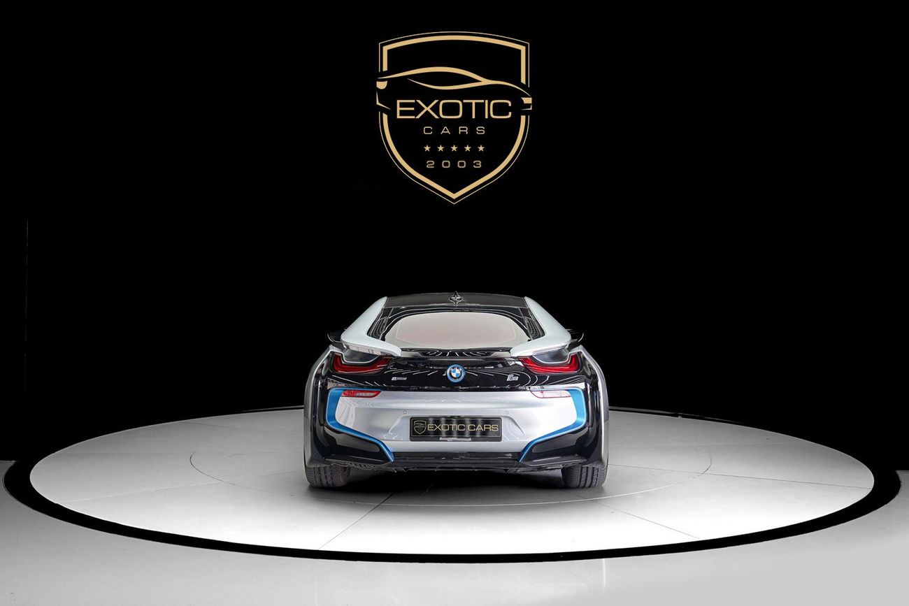 بي أم دبليو i8 Plug-In Hybrid 1.5L