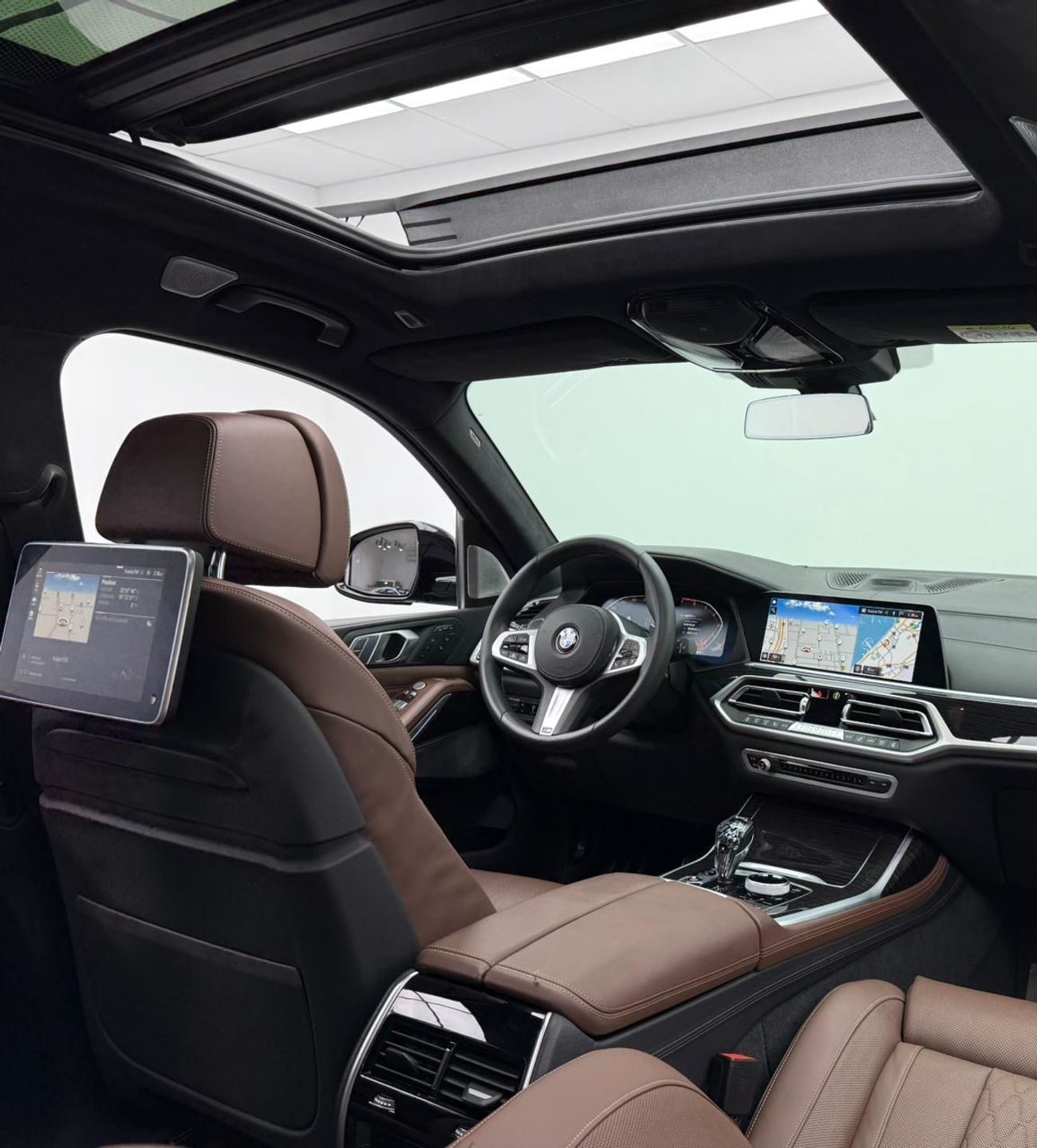 BMW X7 M50i 4.4L (530 HP) 2019 BMW X7 M50i, 2026 BMW Warranty, Full BMW Service History, 7 Seater, Excellen