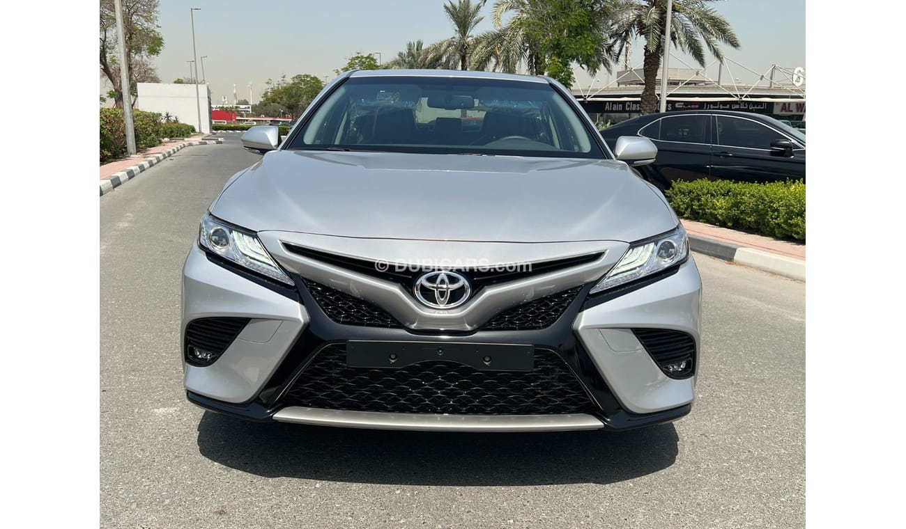 تويوتا كامري SE