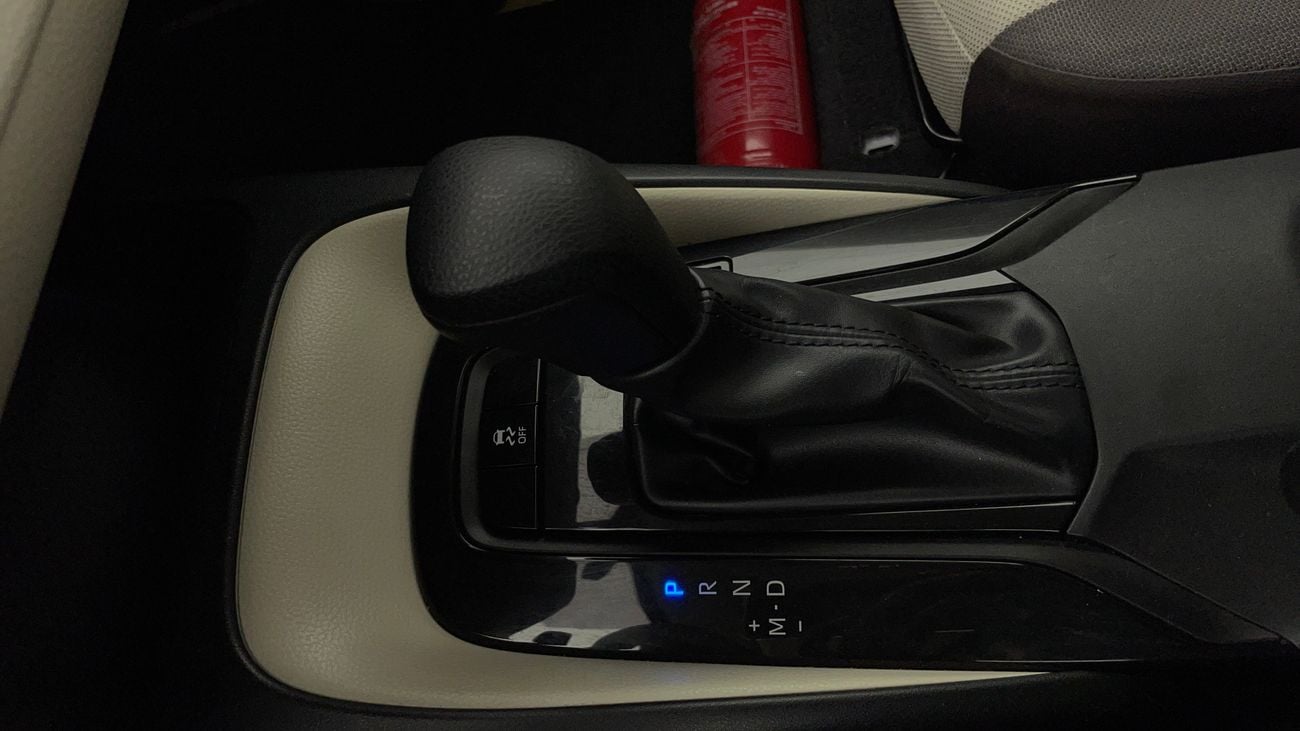 تويوتا كورولا XLI 1.6 | بدون دفعة مقدمة | اختبار القيادة في المنزل