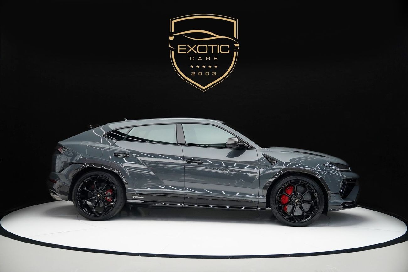 لامبورغيني اوروس 4.0T V8 Performante