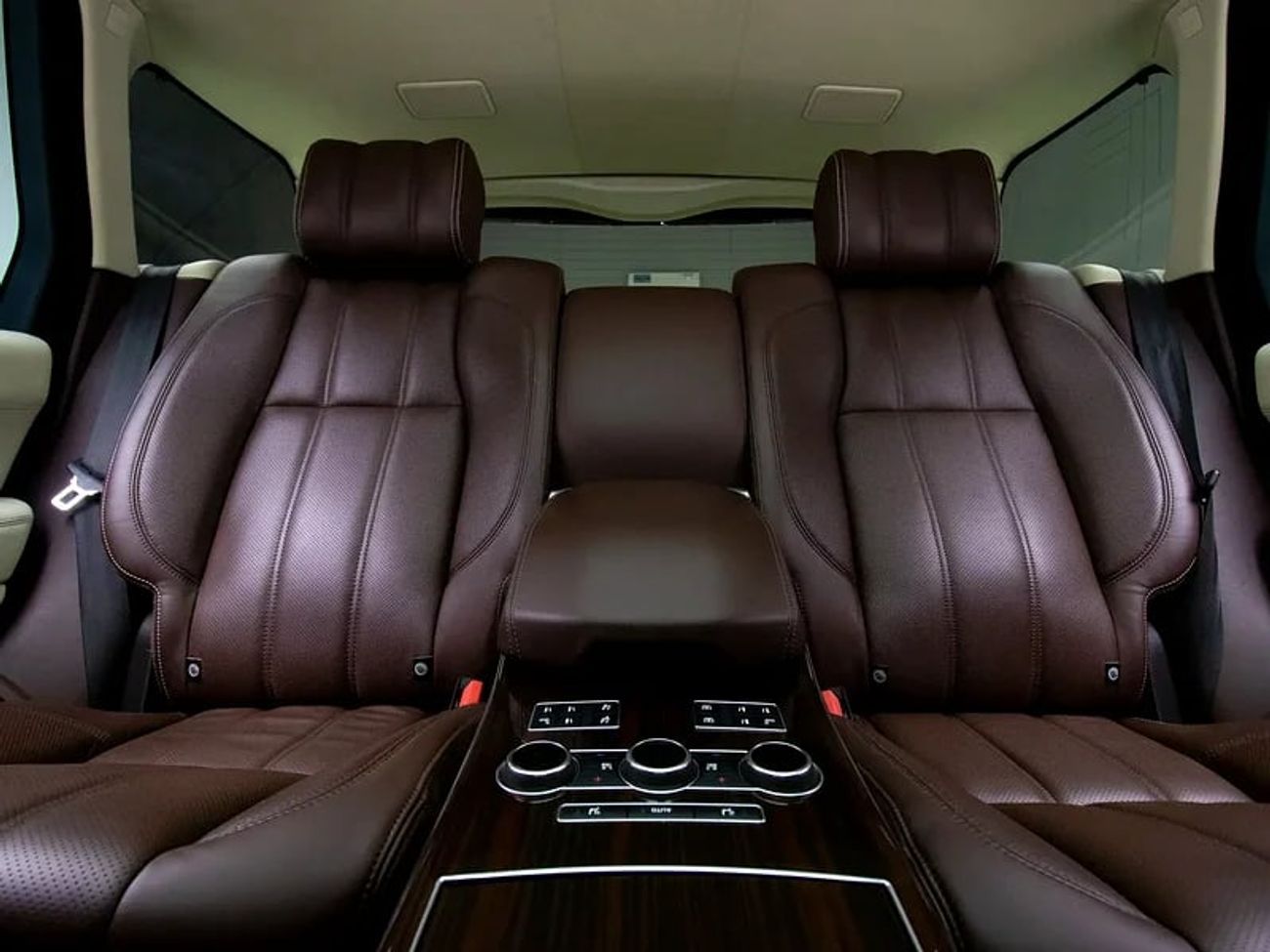 لاند روفر رينج روفر Autobiography