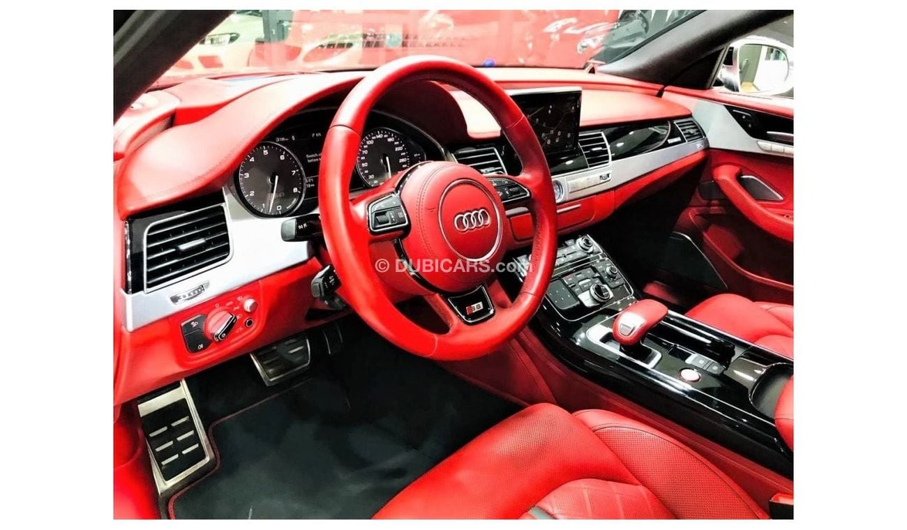 Audi S8 AUDI S8 2016 MODEL GCC CAR IN BEAUTIFUL CONDITION WITH FREE INSURANCE + REGISTERATION + WARRANTY
